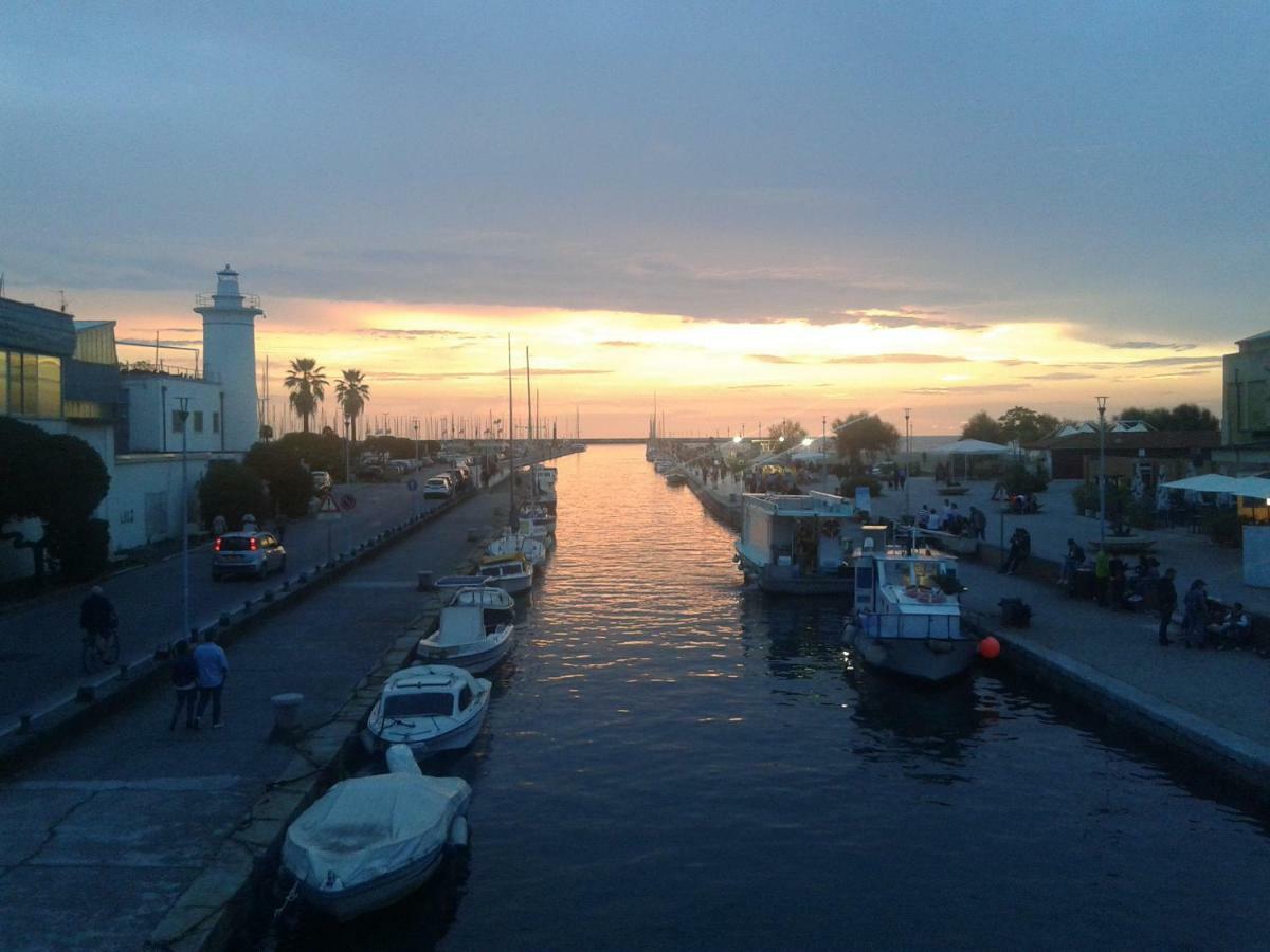 La Pineta Apartment Viareggio Luaran gambar